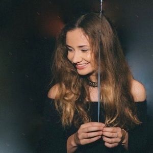 Meet your Posher, Brooke